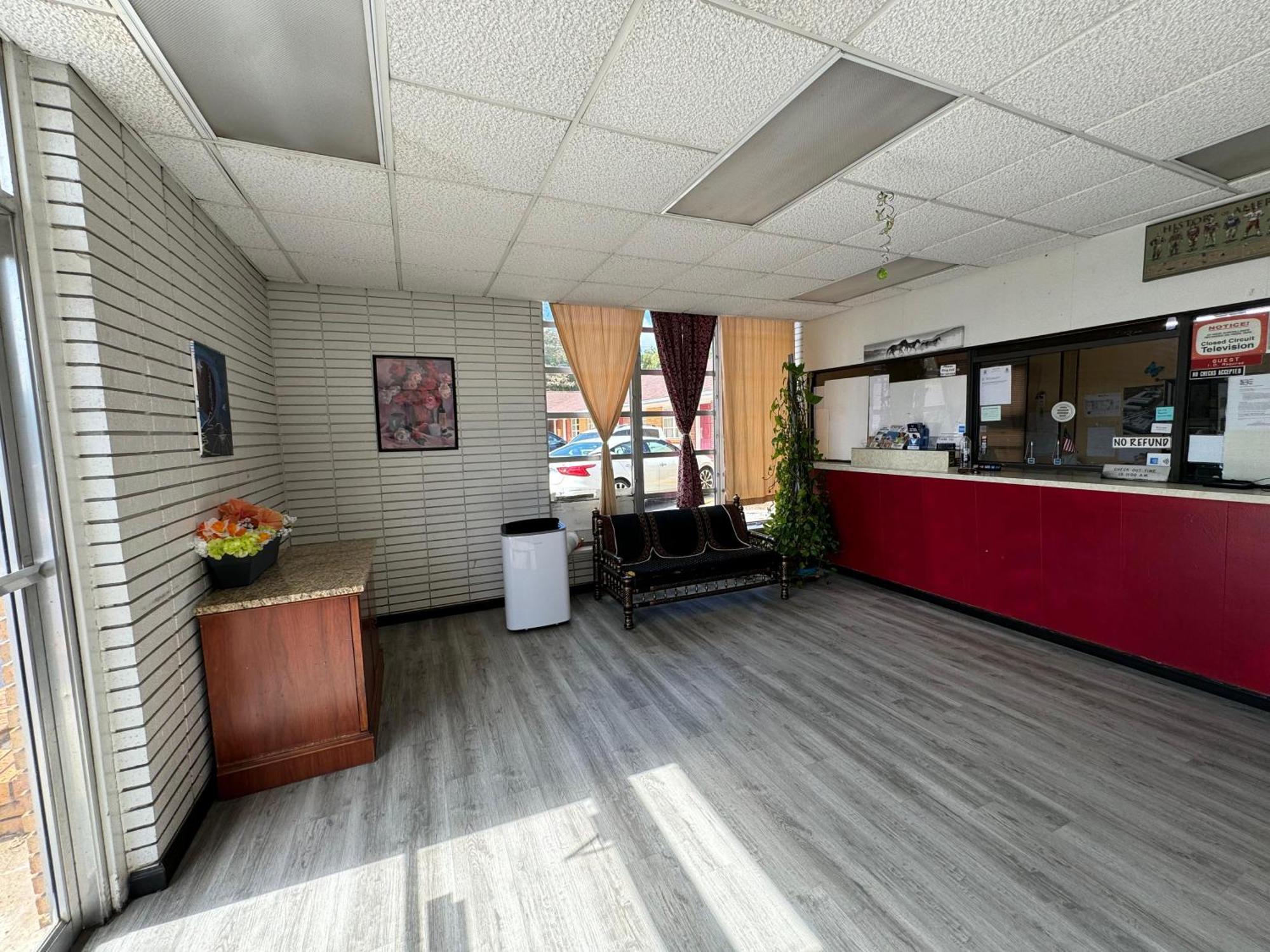 Travel Inn By Oyo Danville Us-29 Dış mekan fotoğraf