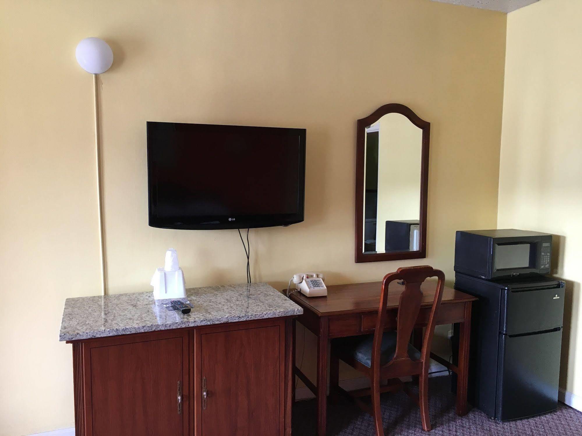 Travel Inn By Oyo Danville Us-29 Dış mekan fotoğraf